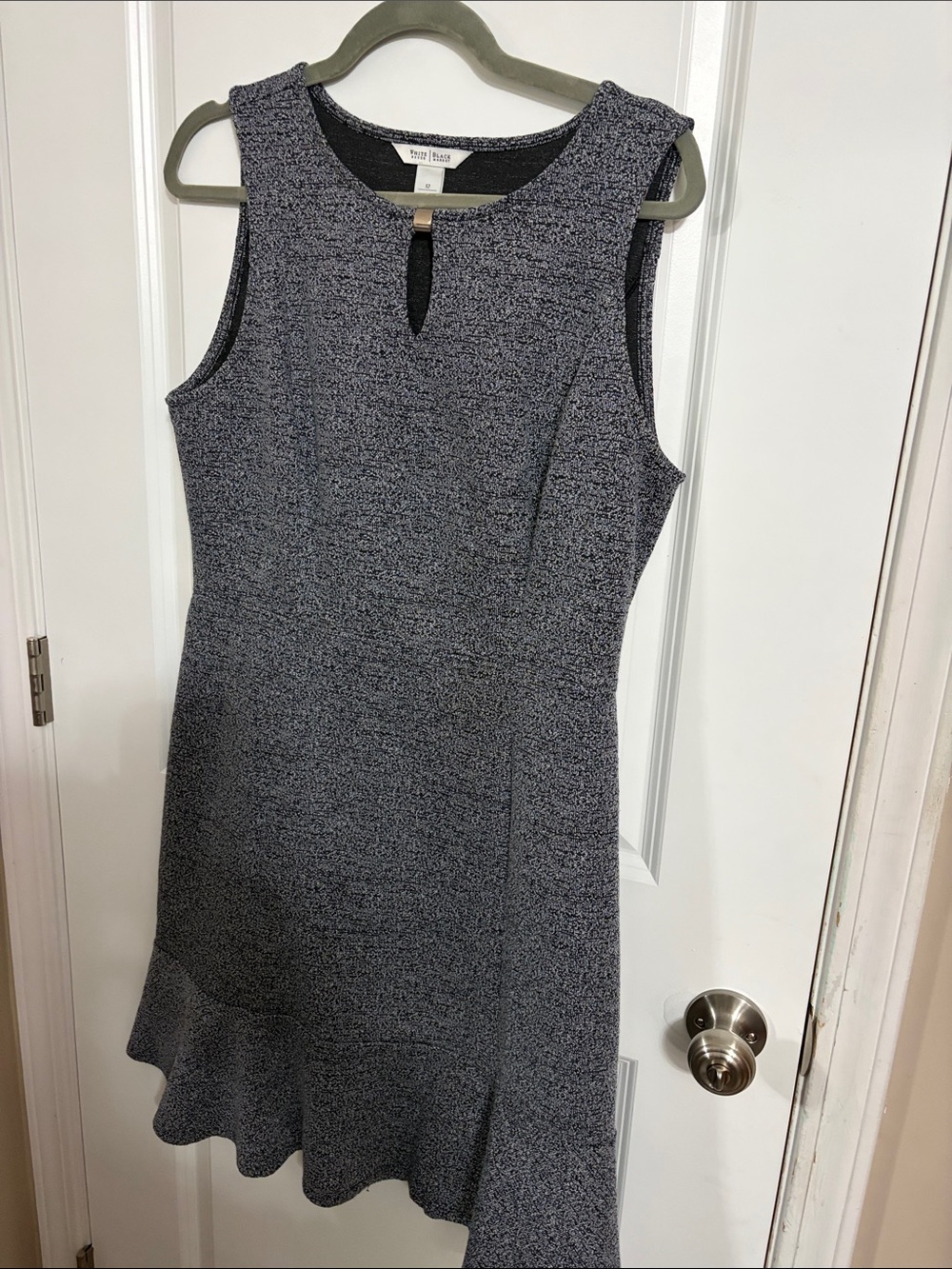 White House Black Market Gray Textured Sleeveless Keyhole Ruffle Hem Dress